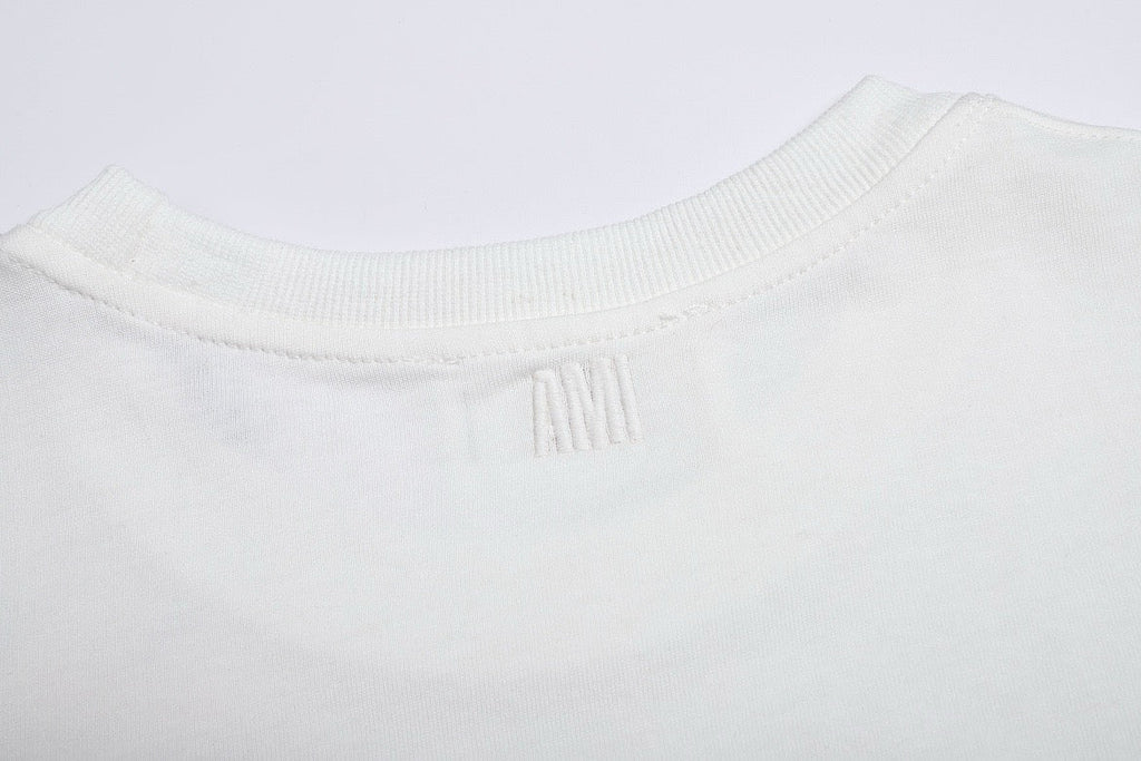 T-shirt blanc ami petit logo ami de cœur rouge