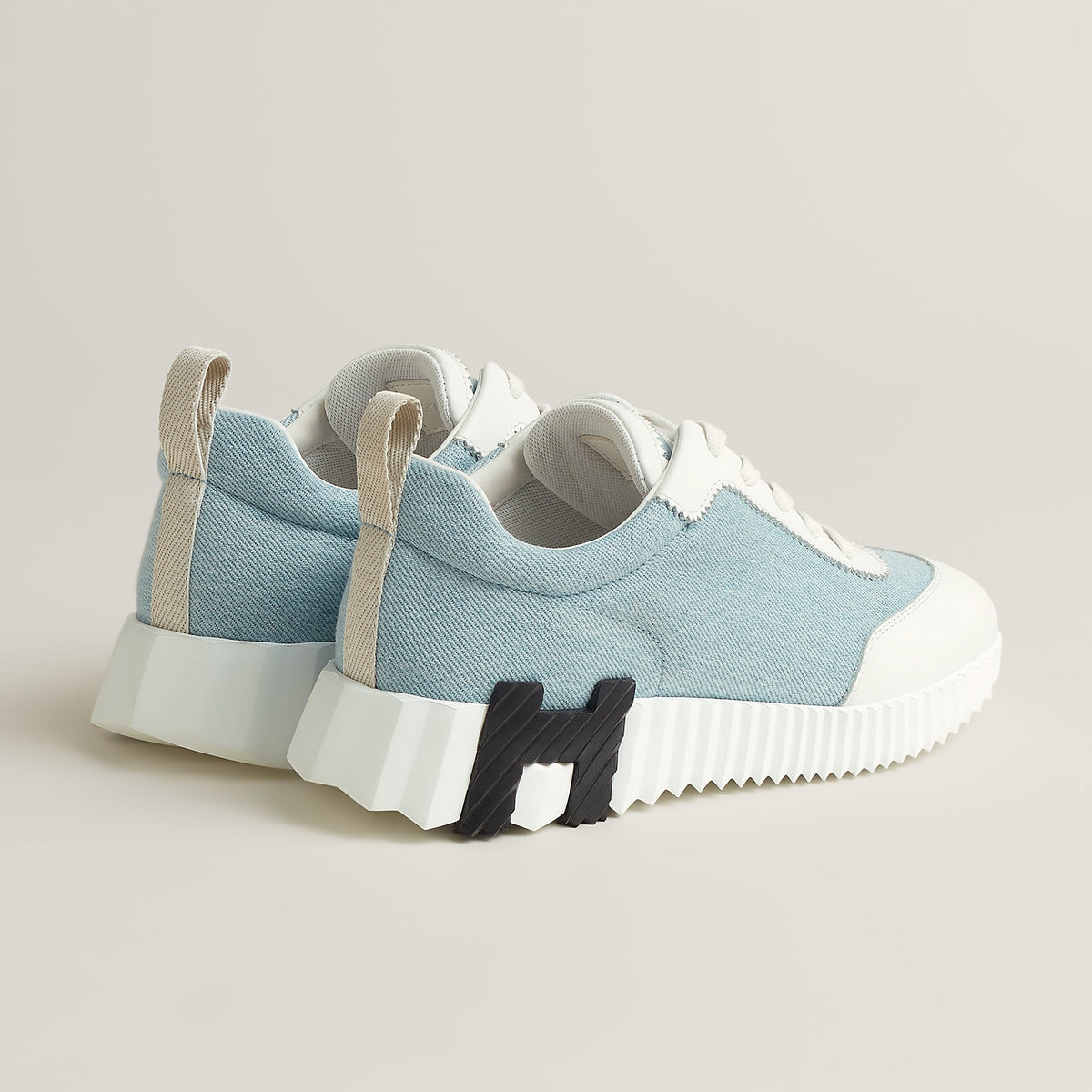 Hermès bouncing