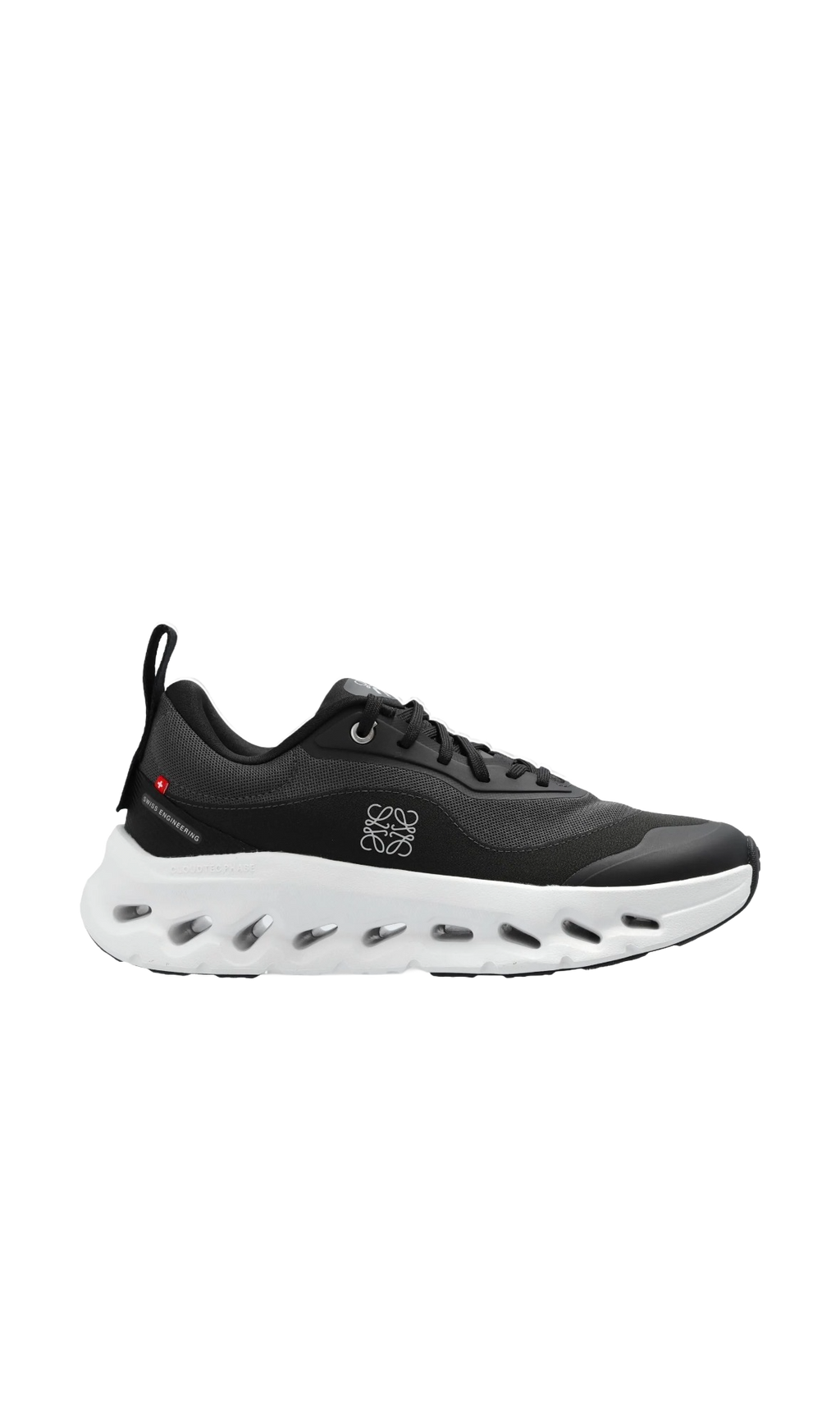 Loewe x On running