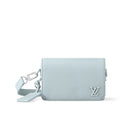 Louis Vuitton Sac Messenger take off