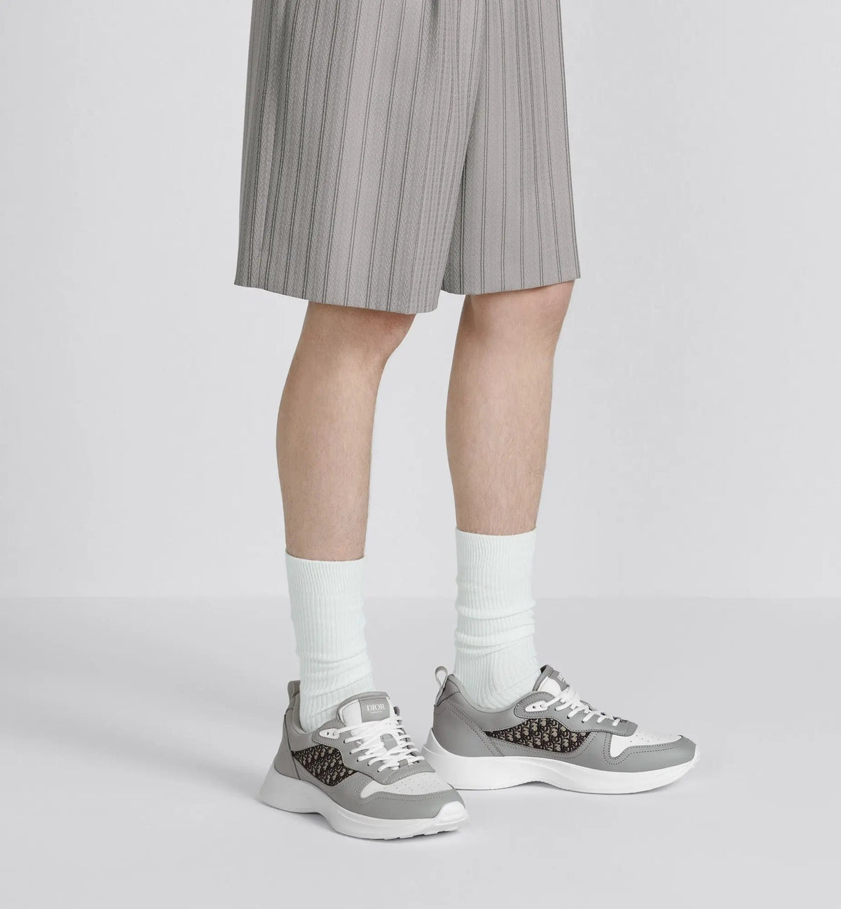 Dior B25