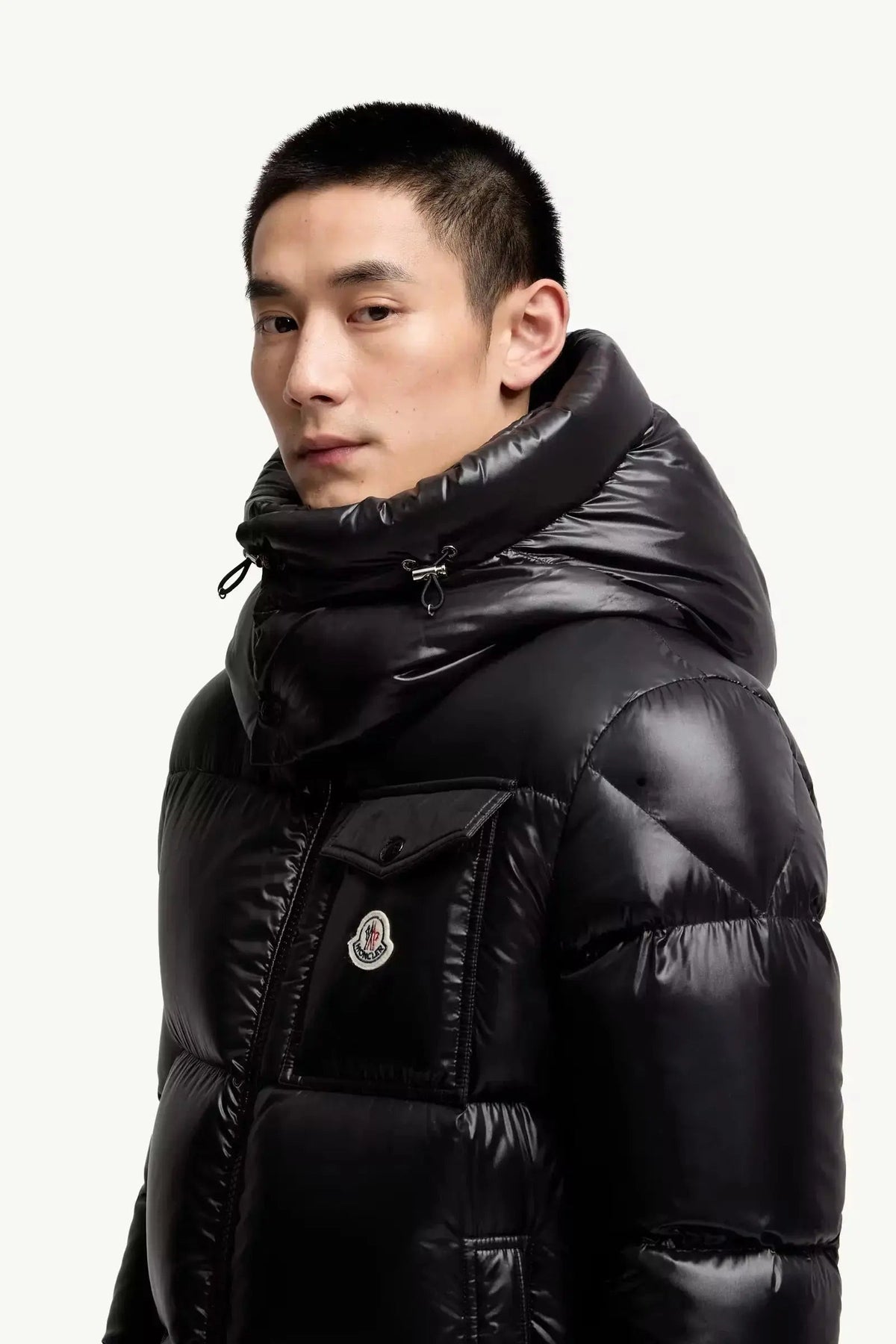 Doudoune courte à capuche Montbeliard moncler