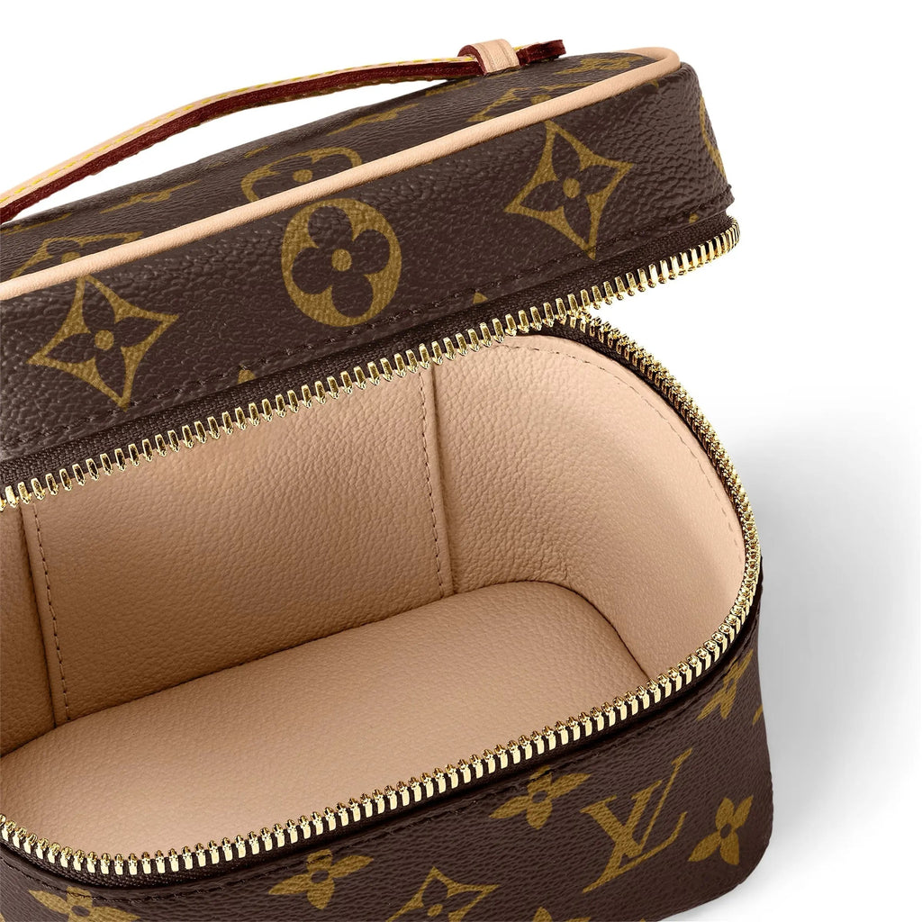 Vanity case Nice Nano Louis Vuitton