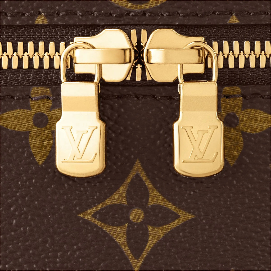 Vanity case Nice Nano Louis Vuitton