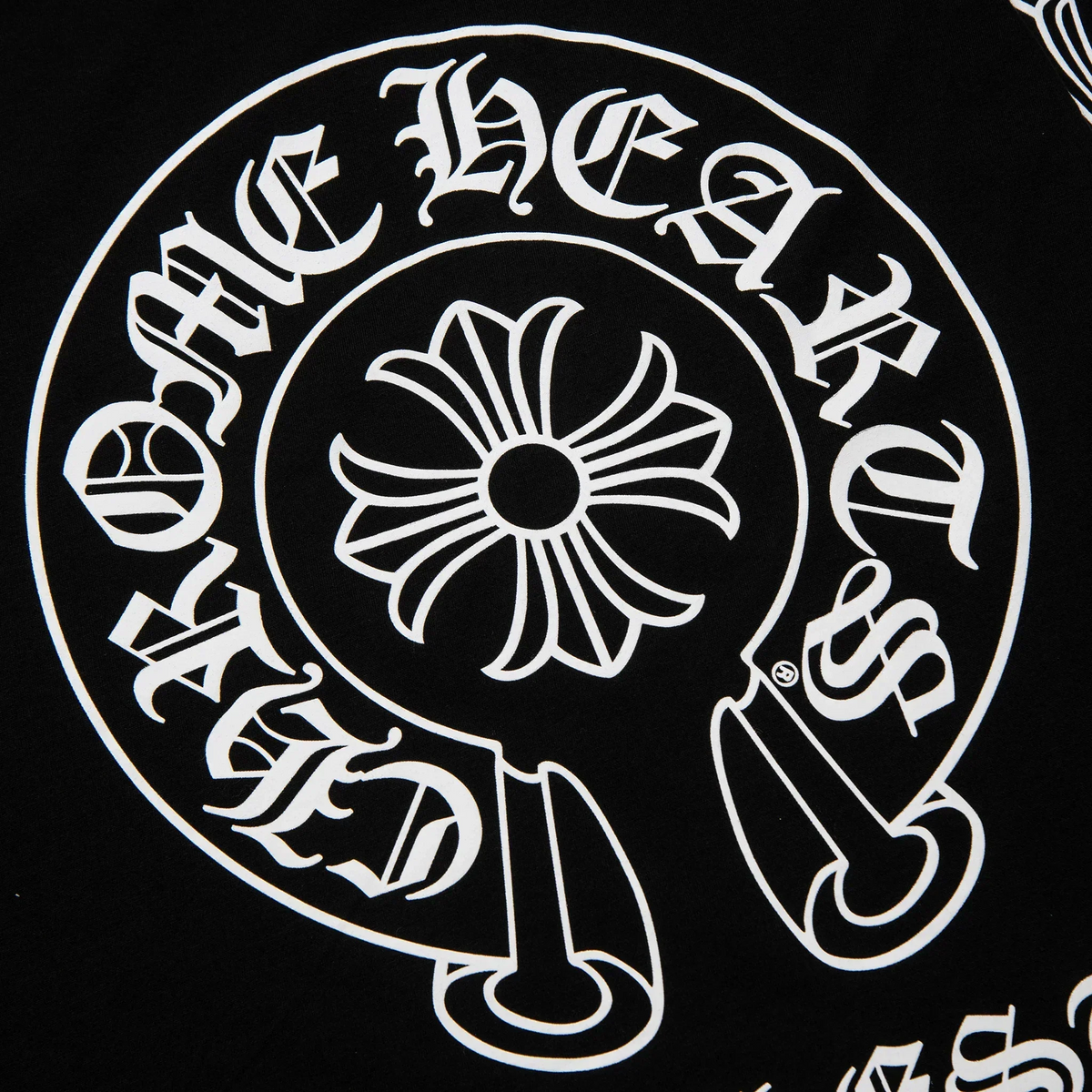 Pull Chrome Hearts