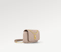 Louis Vuitton Sac chaîne LockMe  East West
