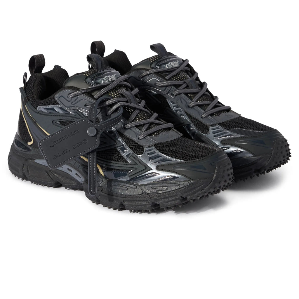 Off-White Sneaker