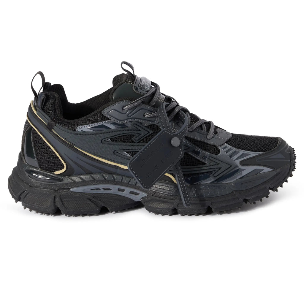 Off-White Sneaker
