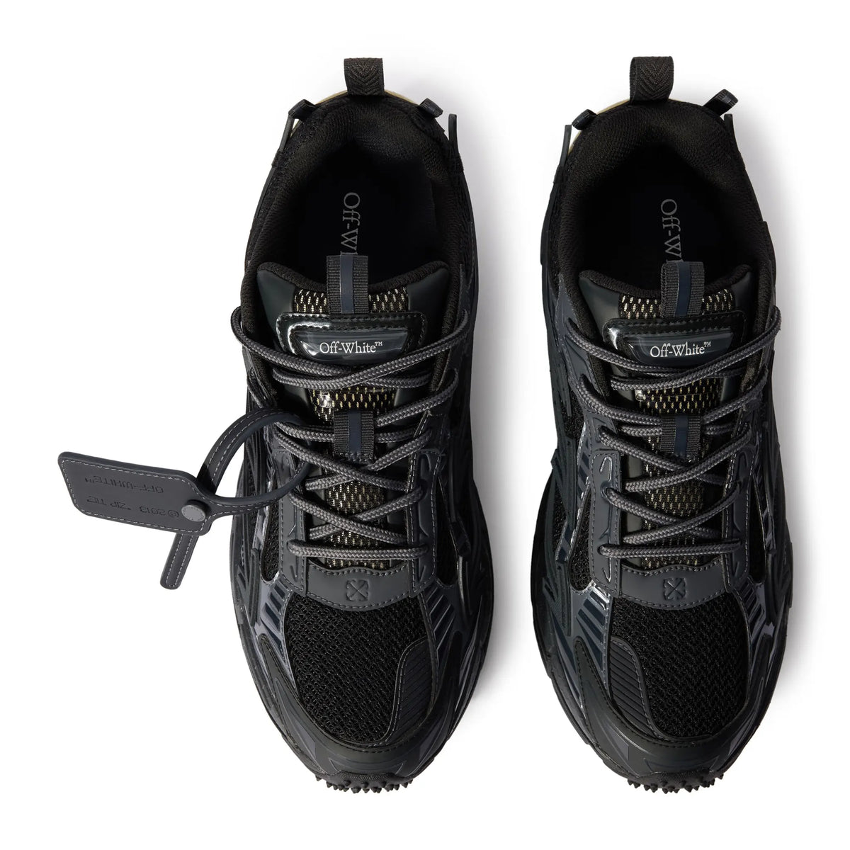 Off-White Sneaker